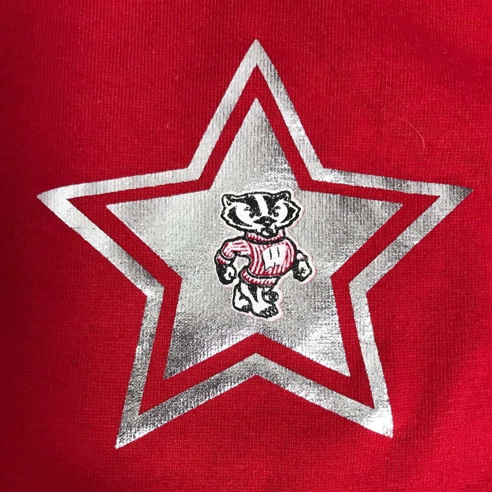 NWT Infant Wisconsin Badgers Silver Star Onesie - Picture 5 of 8
